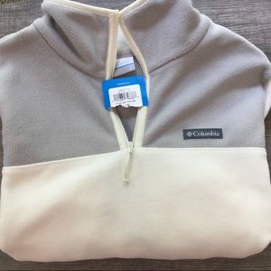 Columbia fleece top women’s large Brand New